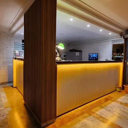 Aparthotel Irem 3*