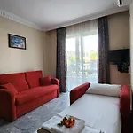 Ξενοδοχείο με διαμερίσματα Irem Μαρμαρίς
